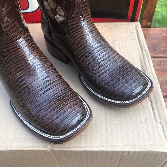 Big Bull Leather Cowgirl Boots Sz. 6.5 WB - Picture 2 of 15
